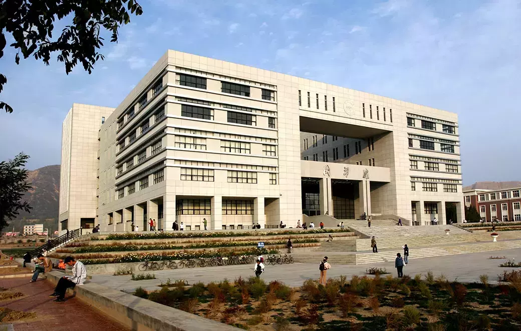Khuôn viên Vào Bóng 88 viva Lan Châu