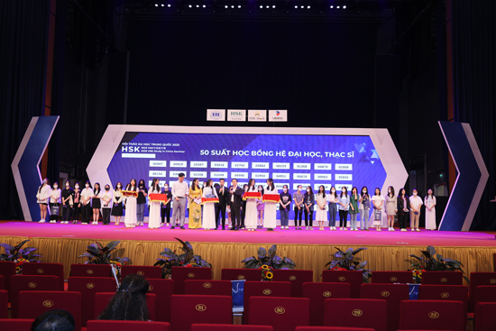 /upload/image/hinh-anh-hoat-dong/bong88worldcup-link-dang-nhap-du-hoc-lon-nhat-viet-nam-7.jpg